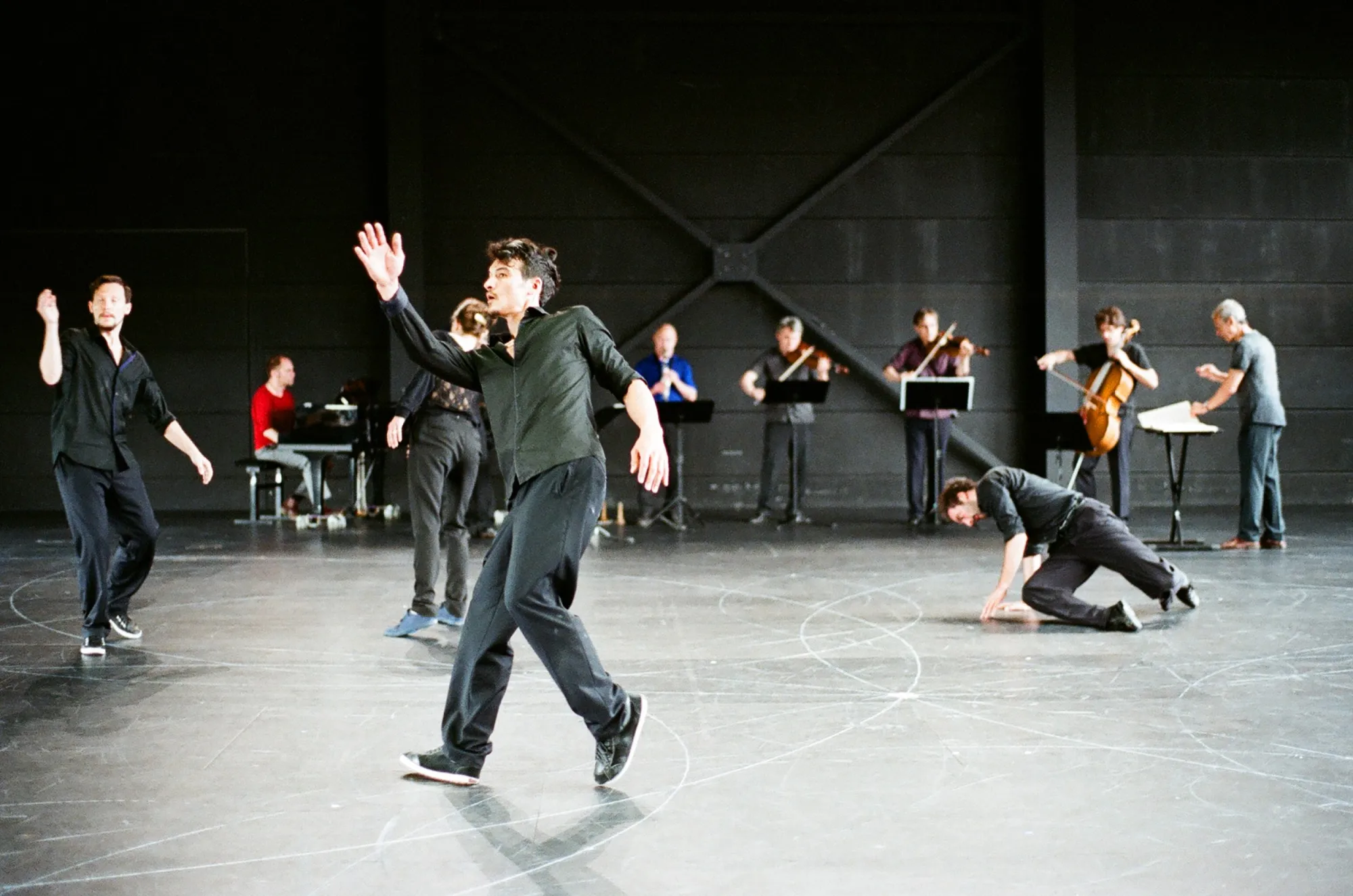 Vortex Temporum - Anne Teresa de Keersmaeker © Herman Sorgeloos