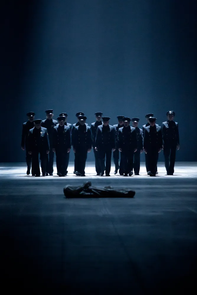 Bros - Romeo Castellucci — Societas © Stephan Glagla