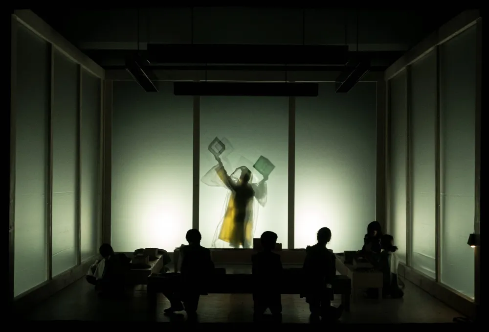 Contes japonais - Chiara Guidi — Societas © Nicolò Gialain