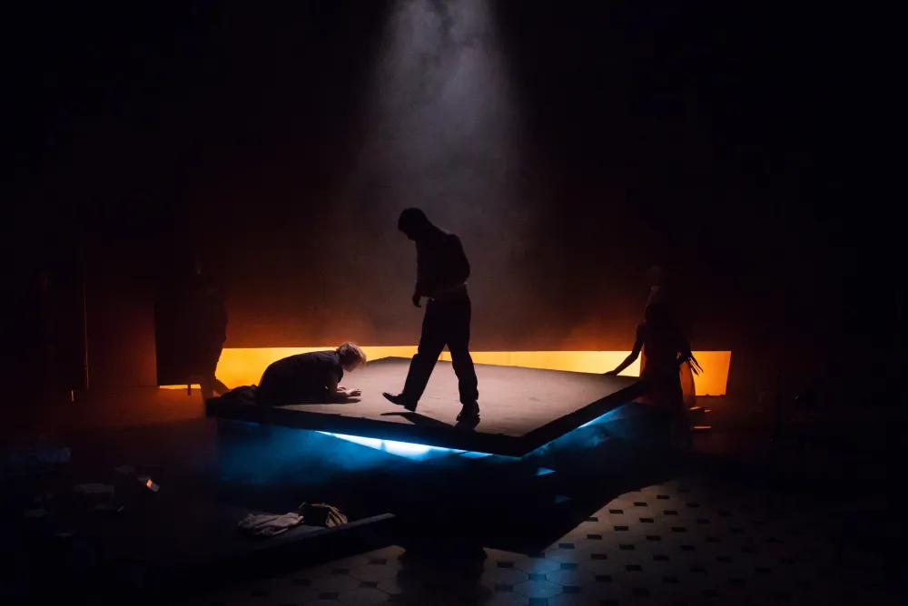 La Terre se révolte, Sara Llorca - Omar Youssef Souleimane © Raphael Arnaud