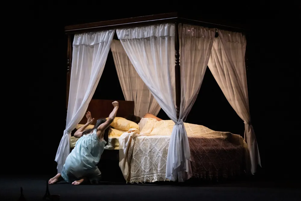 La Femme au marteau - Silvia Costa et Marino Formenti © Simon Gosselin