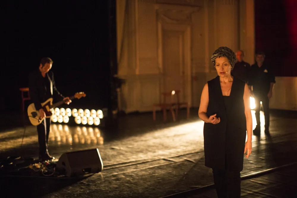 Nova — oratorio – Rothko - Claire ingrid Cottanceau - Olivier Mellano - Thierry Thieû Niang © Jean-Louis Fernandez
