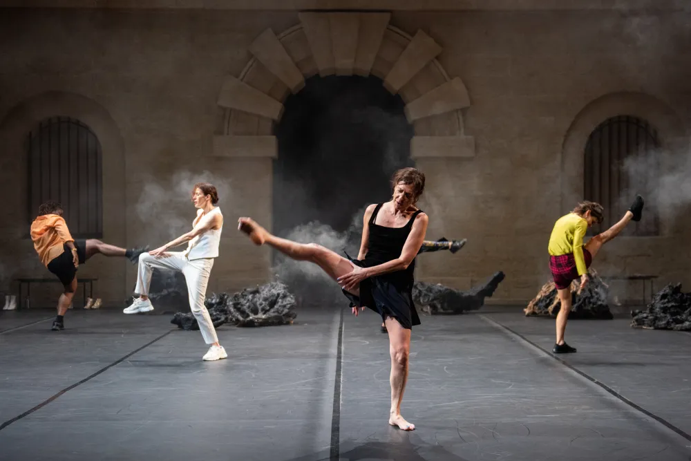 Photo du spectacle Black Lights de Mathilde Monnier